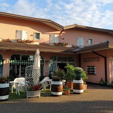 Hotel Ristorante Alla Campagna San Giovanni Lupatoto Exterior foto