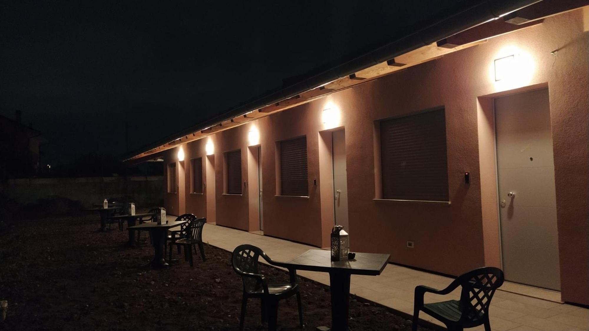 Hotel Ristorante Alla Campagna San Giovanni Lupatoto Exterior foto