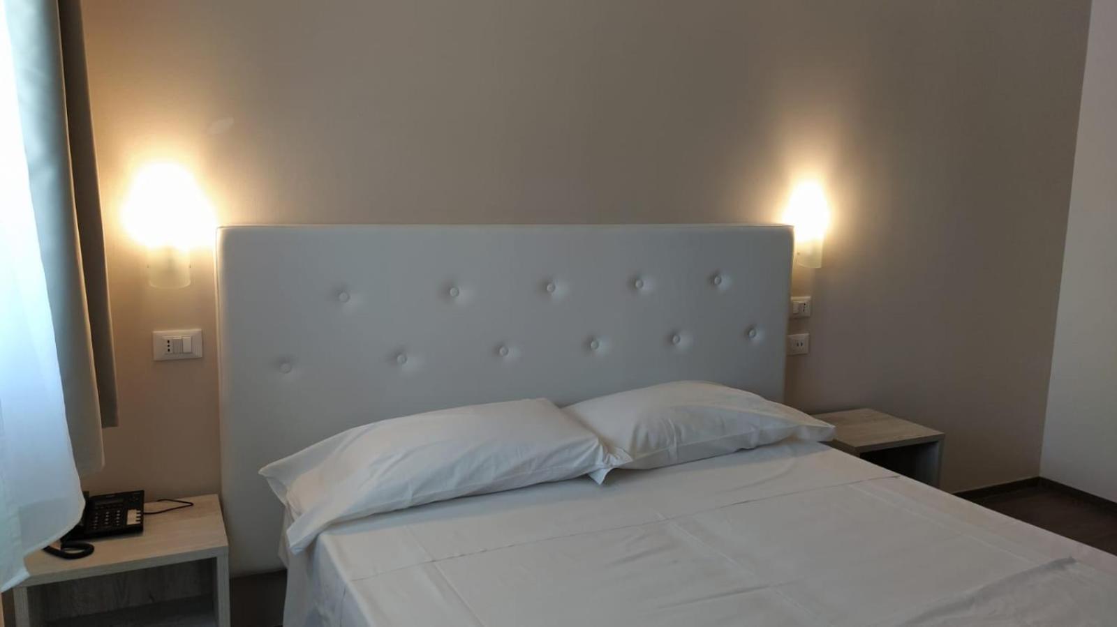 Hotel Ristorante Alla Campagna San Giovanni Lupatoto Cameră foto