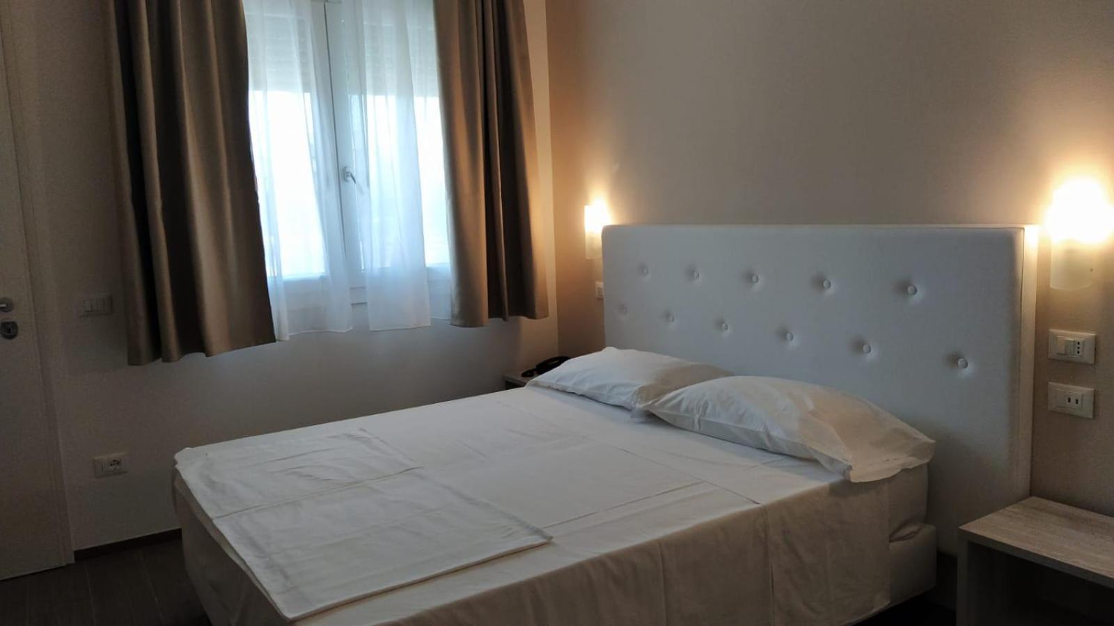 Hotel Ristorante Alla Campagna San Giovanni Lupatoto Cameră foto